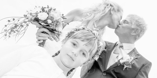 Hochzeitsfotos - Art des Shootings: Portrait Hochzeitsshooting - Großhöflein - Fotostudio Flashface