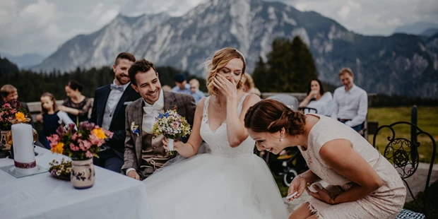Hochzeitsfotos - Art des Shootings: Trash your Dress - Elsarn im Straßertal - Lichtflut