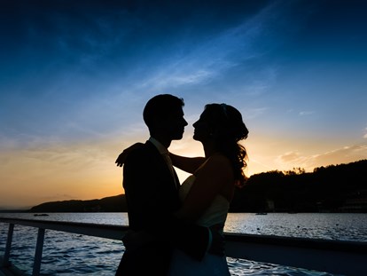 Hochzeitsfotos - Copyright und Rechte: Bilder auf Social Media erlaubt - Wörthersee, Werzers - Rob Venga