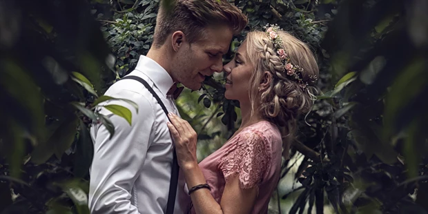 Hochzeitsfotos - Copyright und Rechte: Bilder auf Social Media erlaubt - Bad Homburg vor der Höhe - Lars Gode Weddingphotography