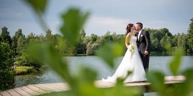 Hochzeitsfotos - Copyright und Rechte: Bilder dürfen bearbeitet werden - Zorneding - media.dot martin mühlbacher