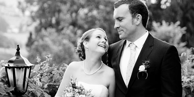 Hochzeitsfotos - Copyright und Rechte: Bilder auf Social Media erlaubt - Lenart - iQ-Foto