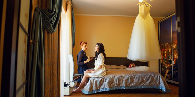 Hochzeitsfotos - Frankenau - Brauts Vorbereitung  - RomanceXGirl
