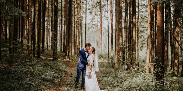 Hochzeitsfotos - Art des Shootings: Fotostory - Enns - https://www.annahorbachova.com/weddings - Anna Horbachova 