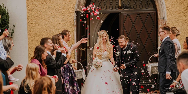 Hochzeitsfotos - Art des Shootings: Prewedding Shooting - Mauer bei Melk - https://www.annahorbachova.com/weddings - Anna Horbachova 