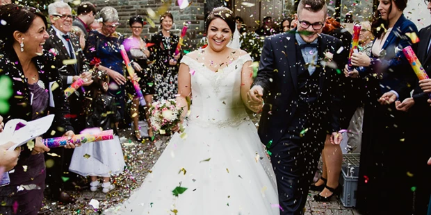 Hochzeitsfotos - Copyright und Rechte: Bilder auf Social Media erlaubt - Kerken - Auszug aus der Kirche - Marcel Kleusener