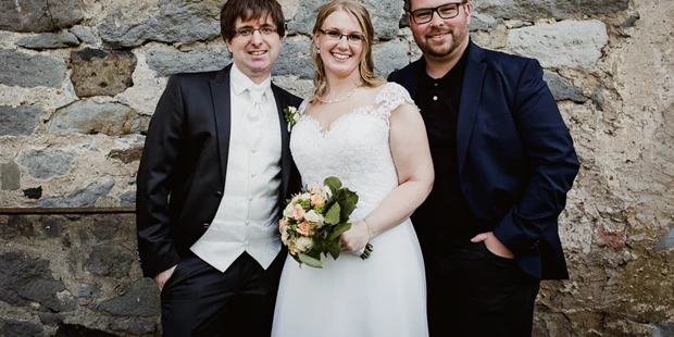 Hochzeitsfotos - Copyright und Rechte: Bilder auf Social Media erlaubt - Hahnheim - Brautpaarshooting  - Marcel Kleusener