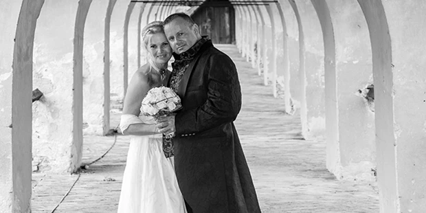 Hochzeitsfotos - Videografie buchbar - Dürnsteiner Waldhütten - Emil Jovanov