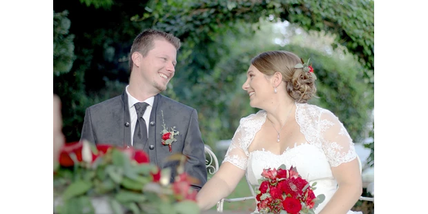 Hochzeitsfotos - Berufsfotograf - Neuhof (Ottenschlag) - Romantik pur im Viola im Schloss - Fink Pictures by Iris Fink 