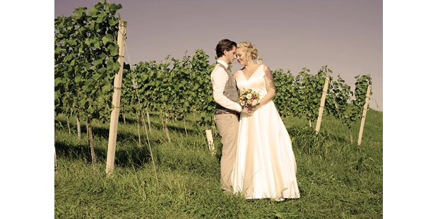 Hochzeitsfotos - Copyright und Rechte: Bilder dürfen bearbeitet werden - Villach-St. Agathen und Perau - Fink Pictures by Iris Fink 