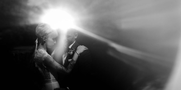 Hochzeitsfotos - Art des Shootings: 360-Grad-Fotografie - Zühlsdorf - Kreative Paarfotos - Spree-Liebe Hochzeitsfotografie | Hochzeitsfotograf Berlin