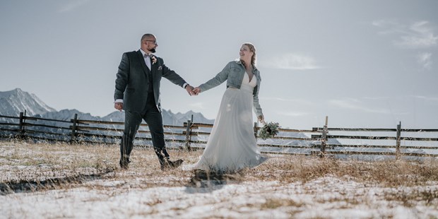 Hochzeitsfotos - Fotobox alleine buchbar - Winterhochzeit in Gerlos - Shots Of Love - Barbara Weber Photography