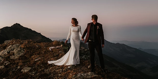 Hochzeitsfotos - Videografie buchbar - Hörbranz - Berghochzeit im Abendlicht - Blitzkneisser