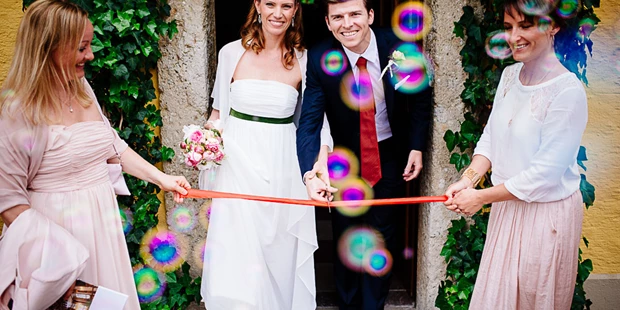 Hochzeitsfotos - Copyright und Rechte: Bilder auf Social Media erlaubt - Bad Zell - Lukas Bezila