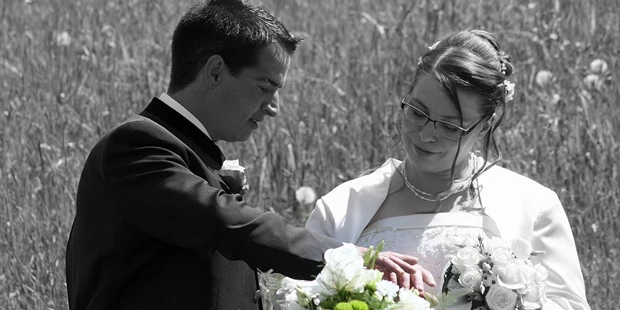 Hochzeitsfotos - zweite Kamera - Bolsterlang - "ja" jetzt sind wir Mann und Frau
(c)2016 by Paparazzi-Tirol | mamaRazzi-foto - Paparazzi Tirol | MamaRazzi - Foto | Isabella Seidl Photography