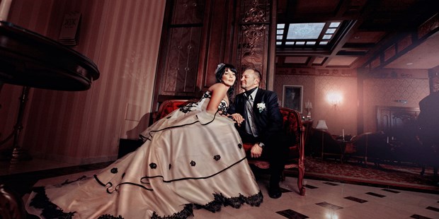 Hochzeitsfotos - Fotobox mit Zubehör - Augassen - Hochzeitsfotograf Alex bogutas, Österreich - Alex Bogutas