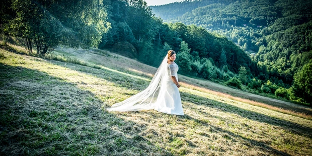 Hochzeitsfotos - Art des Shootings: After Wedding Shooting - Gmeinerhof - ShodganFoto - Daria Sanetra 