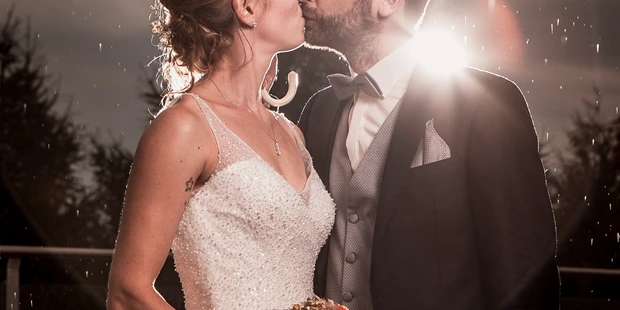 Hochzeitsfotos - Copyright und Rechte: Bilder auf Social Media erlaubt - Fürstenfeldbruck - Patrick Steiner