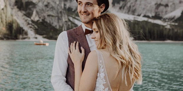 Hochzeitsfotos - Copyright und Rechte: Bilder auf Social Media erlaubt - Altenfelden - Pragser Wildsee, Südtirol - Christian Wagner FILMS