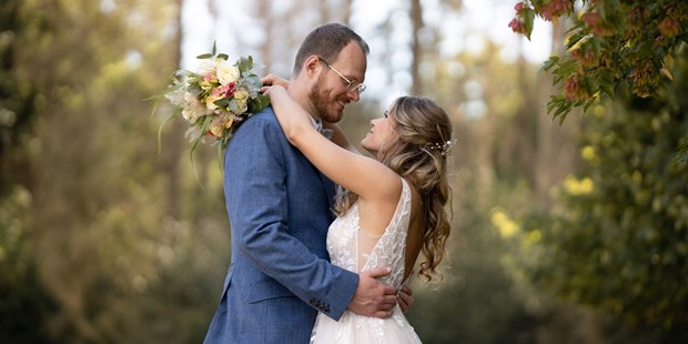 Hochzeitsfotos - Copyright und Rechte: Bilder auf Social Media erlaubt - Niederrhein - Viktor Theobaldt