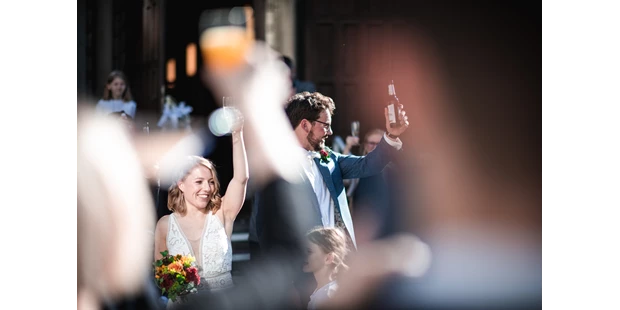 Hochzeitsfotos - Art des Shootings: Portrait Hochzeitsshooting - Dahlem (Euskirchen) - Fabian Strauch | Fotojournalist
