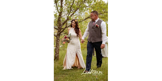 Hochzeitsfotos - Copyright und Rechte: Bilder auf Social Media erlaubt - Vocking - Lichtgrün Design & Photo - Linda Mayr