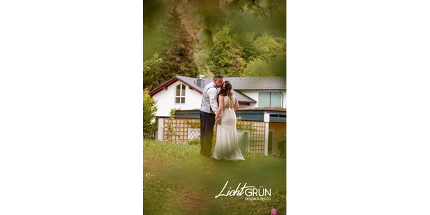 Hochzeitsfotos - Art des Shootings: Prewedding Shooting - Bräuhof - Lichtgrün Design & Photo - Linda Mayr