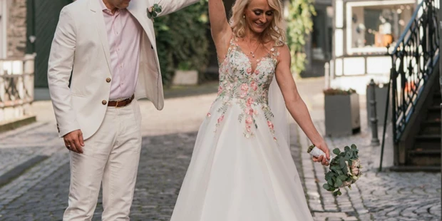 Hochzeitsfotos - Videografie buchbar - Lippstadt - Tanja Kioschis 