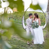 Hochzeitsfotos: Romantische Hochzeit beim Weingut Holler - Monika Wittmann Photography