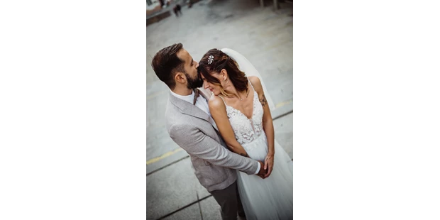 Hochzeitsfotos - Berufsfotograf - Retz - Süsses Afterweddingshooting im Herzen Wiens - Nani & Paul Photographie