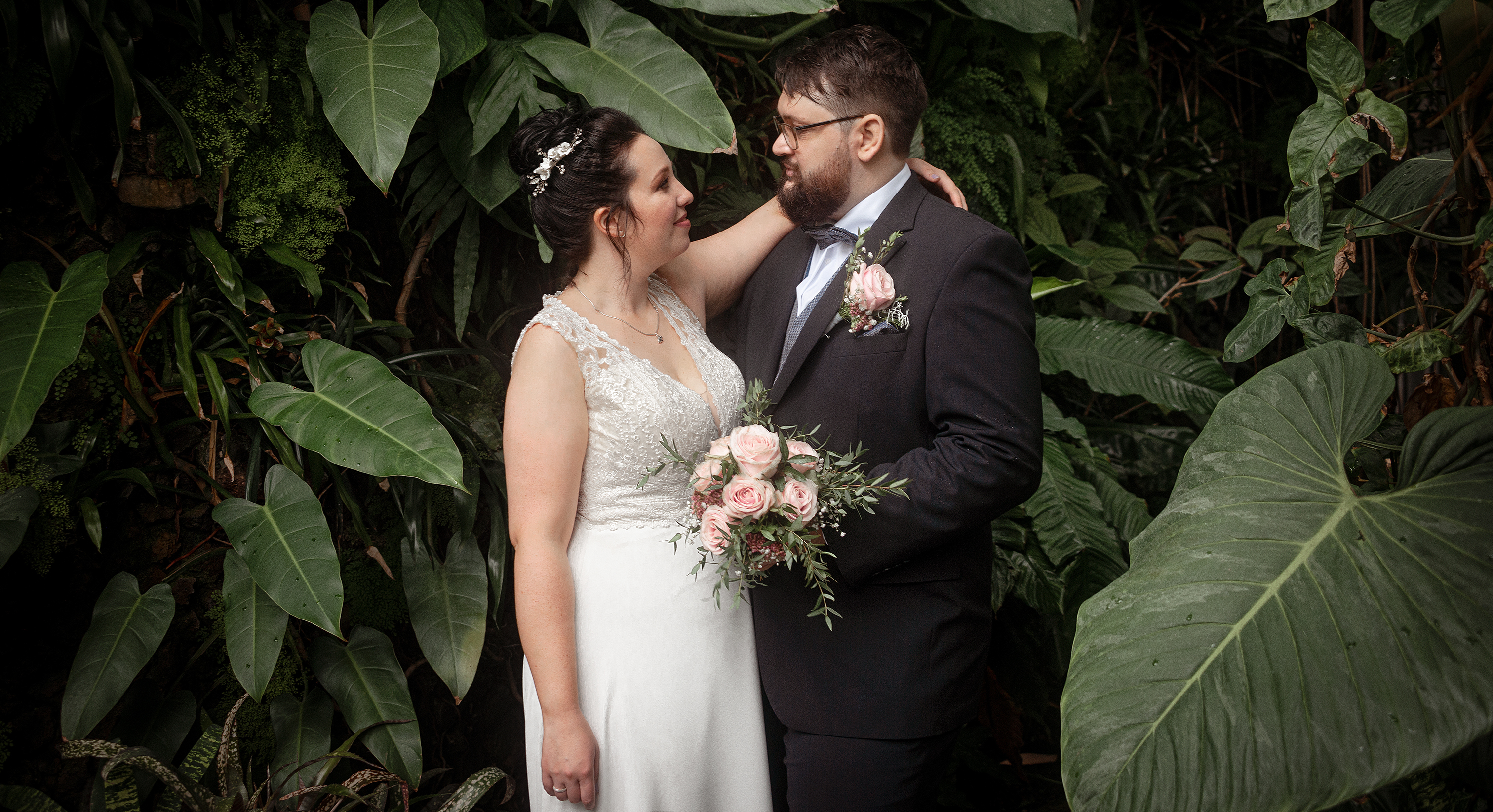 Hochzeitsfotograf - Brautshooting im Botanischen Garten  - Zerina Kaps Photography 