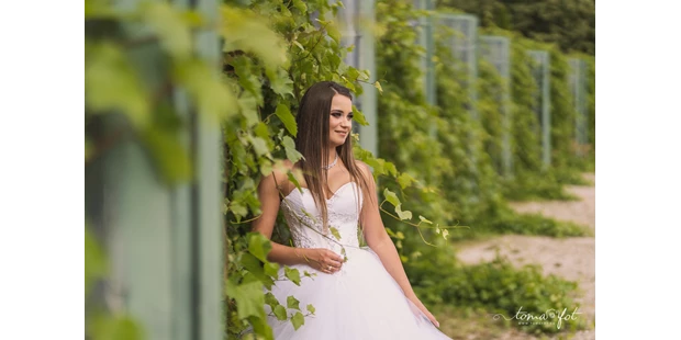 Hochzeitsfotos - Copyright und Rechte: Bilder auf Social Media erlaubt - Laßnitzhöhe - Sanssouci Palace - TomaFot Wedding Story