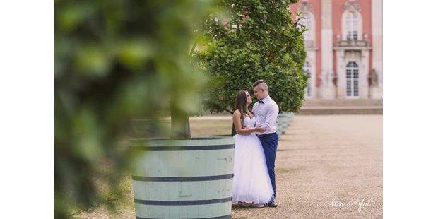 Hochzeitsfotos - Fotobox alleine buchbar - Waldegg - Sanssouci Palace - TomaFot Wedding Story