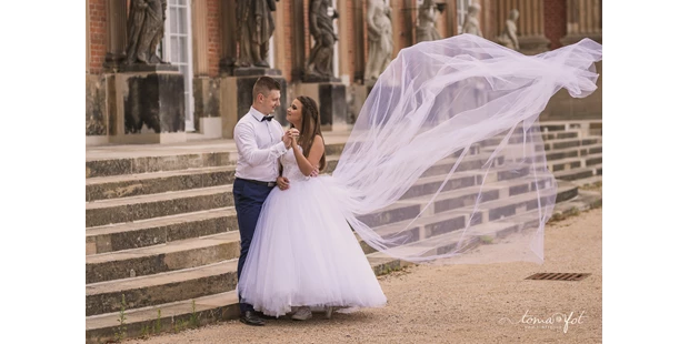 Hochzeitsfotos - Copyright und Rechte: Bilder auf Social Media erlaubt - Laßnitzhöhe - TomaFot Wedding Story