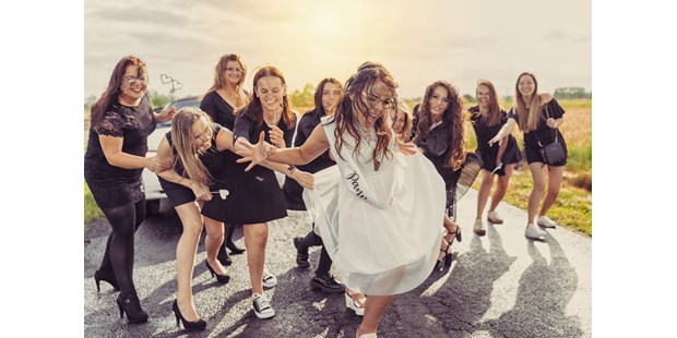 Hochzeitsfotos - Fotostudio - Oberrettenbach - Entlaufene Braut - TomaFot Wedding Story