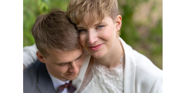 Hochzeitsfotos - Copyright und Rechte: Bilder auf Social Media erlaubt - Vetschau - Thea und Johannes - Roland Schlegel