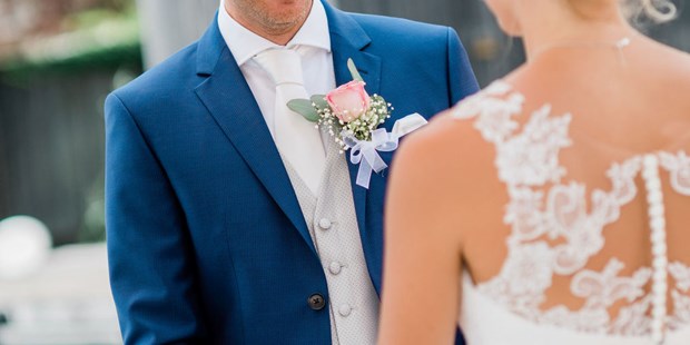 Hochzeitsfotos - Copyright und Rechte: Bilder auf Social Media erlaubt - Sierndorf - Astrid Neumann