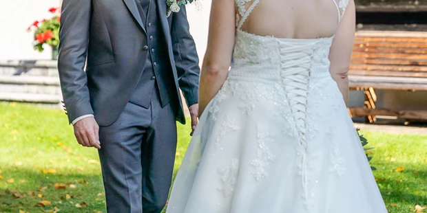 Hochzeitsfotos - Copyright und Rechte: Bilder auf Social Media erlaubt - Geisingen - Johannes Netzer