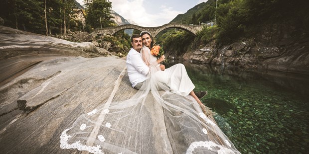 Hochzeitsfotos - Copyright und Rechte: Bilder auf Social Media erlaubt - Schweiz - FOTORUANO