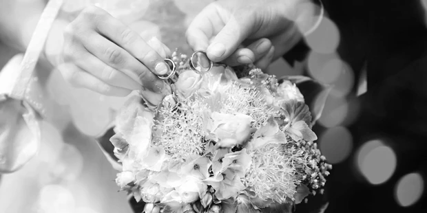 Hochzeitsfotos - Copyright und Rechte: Bilder auf Social Media erlaubt - Großerlach - Y.Photoarts