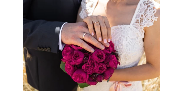Hochzeitsfotos - Copyright und Rechte: Bilder auf Social Media erlaubt - Laßnitzhöhe - Sophisticated Wedding Pictures
