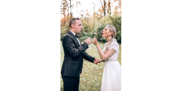 Hochzeitsfotos - Copyright und Rechte: Bilder auf Social Media erlaubt - Wien Währing - Sophisticated Wedding Pictures