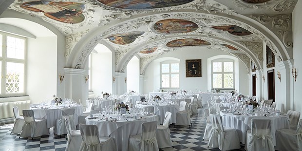 Hochzeitsfotos - Unterhaus (Seeboden am Millstätter See, Baldramsdorf) - Schloß Stainz | www.c-g.wedding - C&G Wedding - Elopement und Hochzeits Fotografie