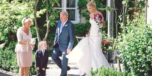Hochzeitsfotos - Videografie buchbar - Regerstätten - ValPhotography
