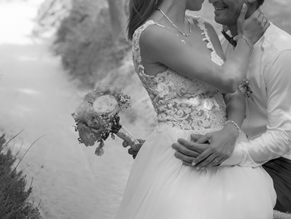 Hochzeitsfotos - zweite Kamera - Mahrersdorf (Hagenberg im Mühlkreis) - Wedding Paradise e.U. Professional Wedding Photographer