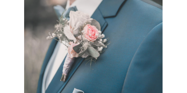 Hochzeitsfotos - Copyright und Rechte: Bilder auf Social Media erlaubt - Tretram - Bräutigam - Melanie Timm