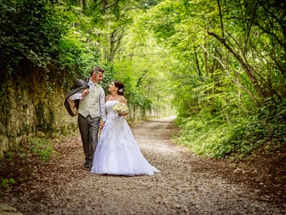 Hochzeitsfotos - Copyright und Rechte: Bilder frei verwendbar - Braunsberg (Kasten bei Böheimkirchen) - ThomasMAGYAR|Fotodesign