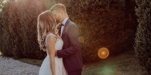 Hochzeitsfotos - Copyright und Rechte: Bilder auf Social Media erlaubt - Kärnten - Jasmin Lopez Photography