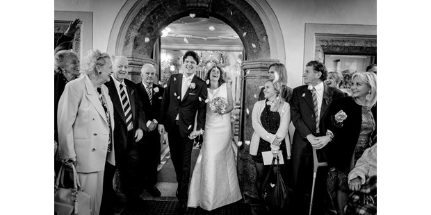 Hochzeitsfotos - Fotobox mit Zubehör - PLZ 6020 (Österreich) - Adrian Meth Photography