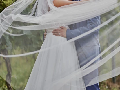 Hochzeitsfotos - Copyright und Rechte: Bilder dürfen bearbeitet werden - Labuch - Fotograf Fabian Skala